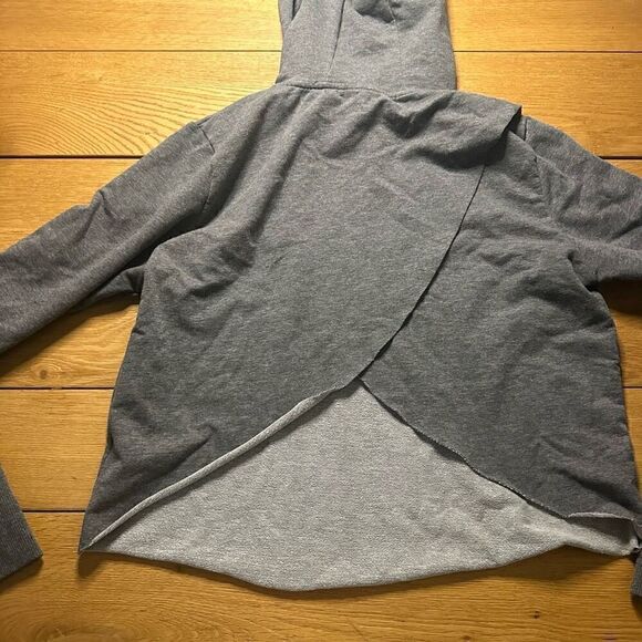 Gymshark cropped hoodie medium gray - Picture 7 of 7